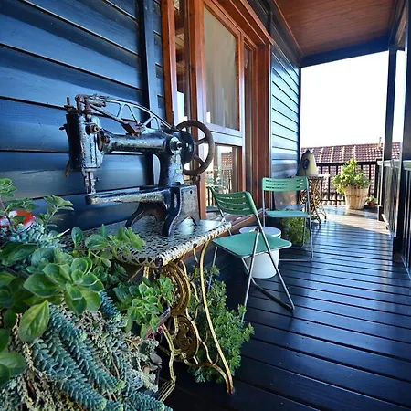 Galihost - La Casita De Chocolate * Cambados